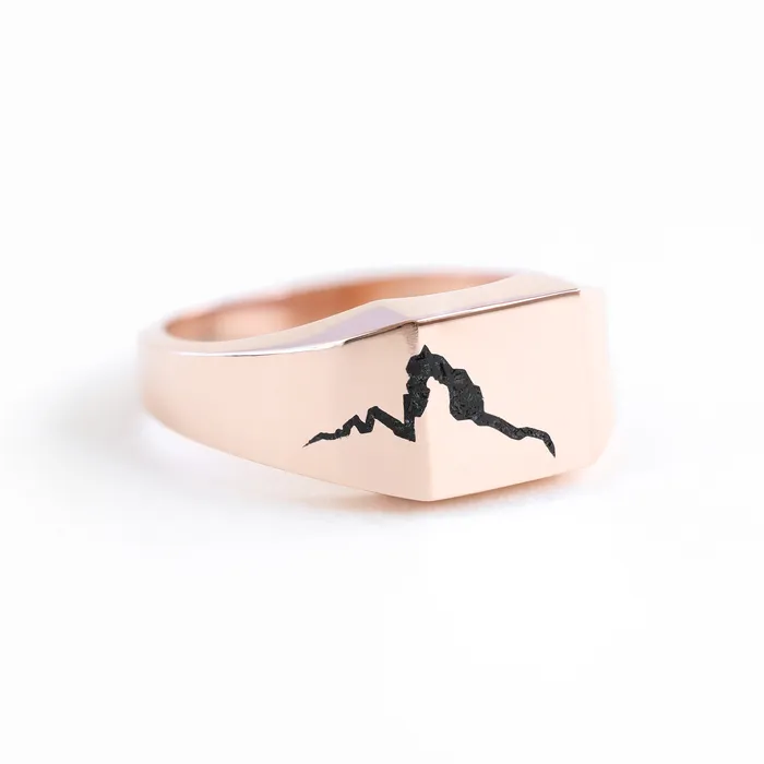 Capucinne Rings Orson cracked signet ring with black inlay Ready to Ship