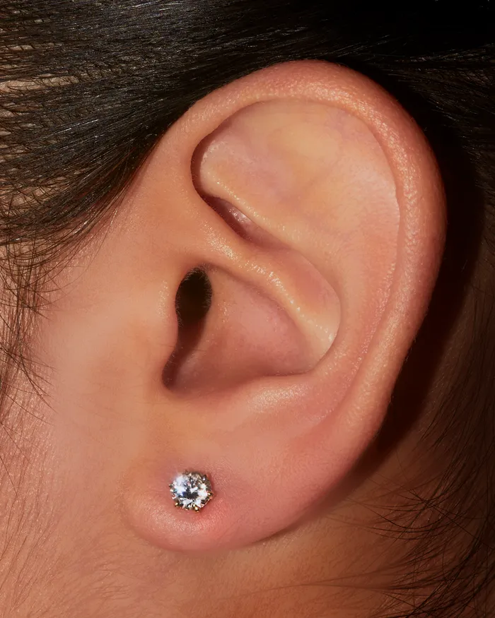 ILA Earrings ILA Round 6 Prong Stud